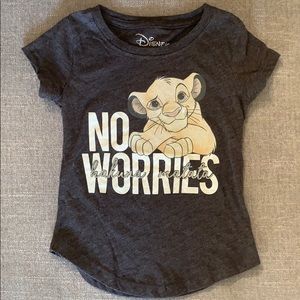 Disney girls Lion King gray tee Size XS